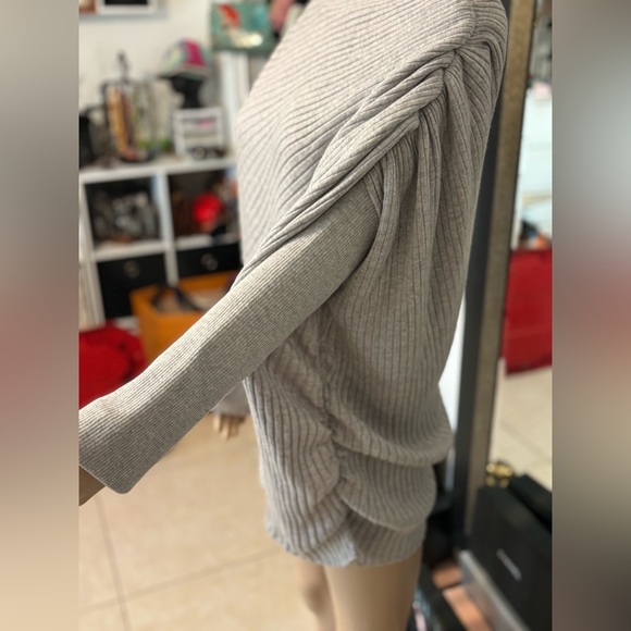 St John Gray Ribbed Asymmetrical Pullover Soft Wool Sweater Size Large - Picture 4 of 13